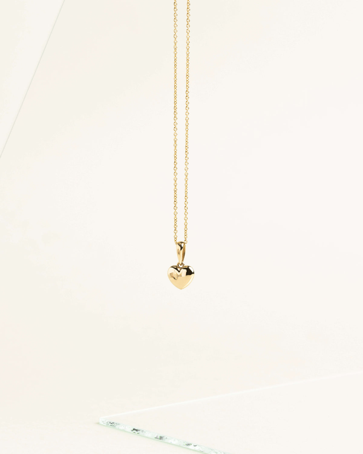 gold heart necklace