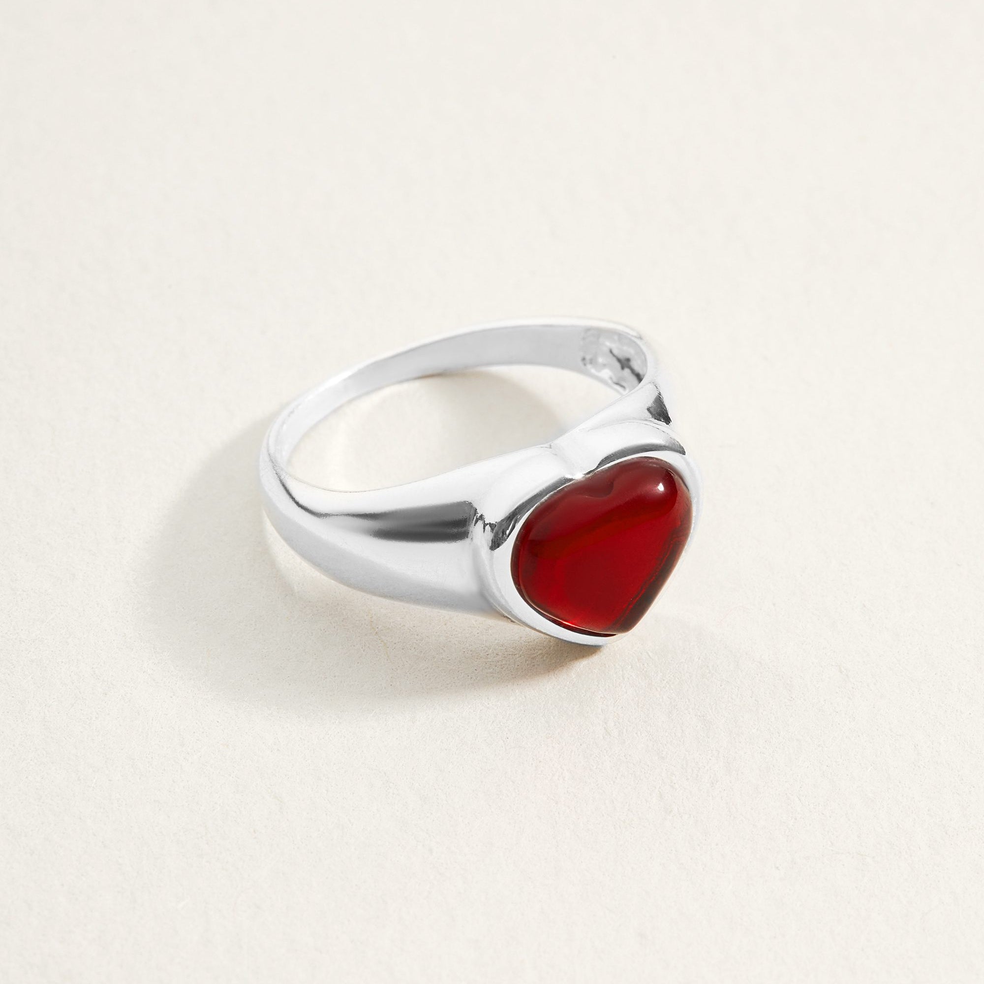 Pierścionek Vintage Heart Cherry Amber