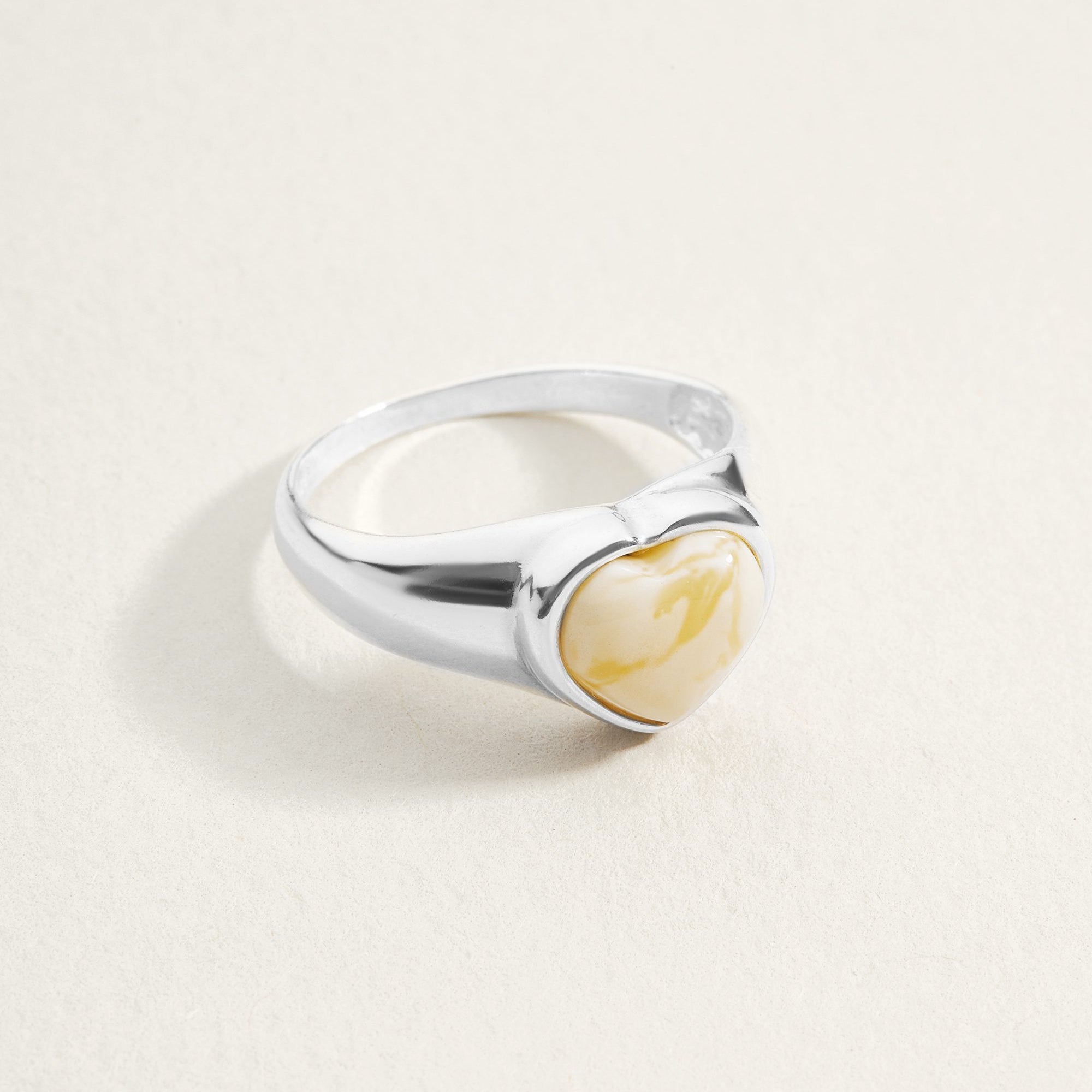 Pierścionek Vintage Heart Honey Amber