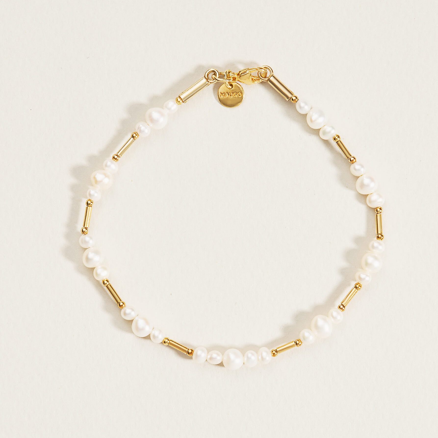 pearl bracelet