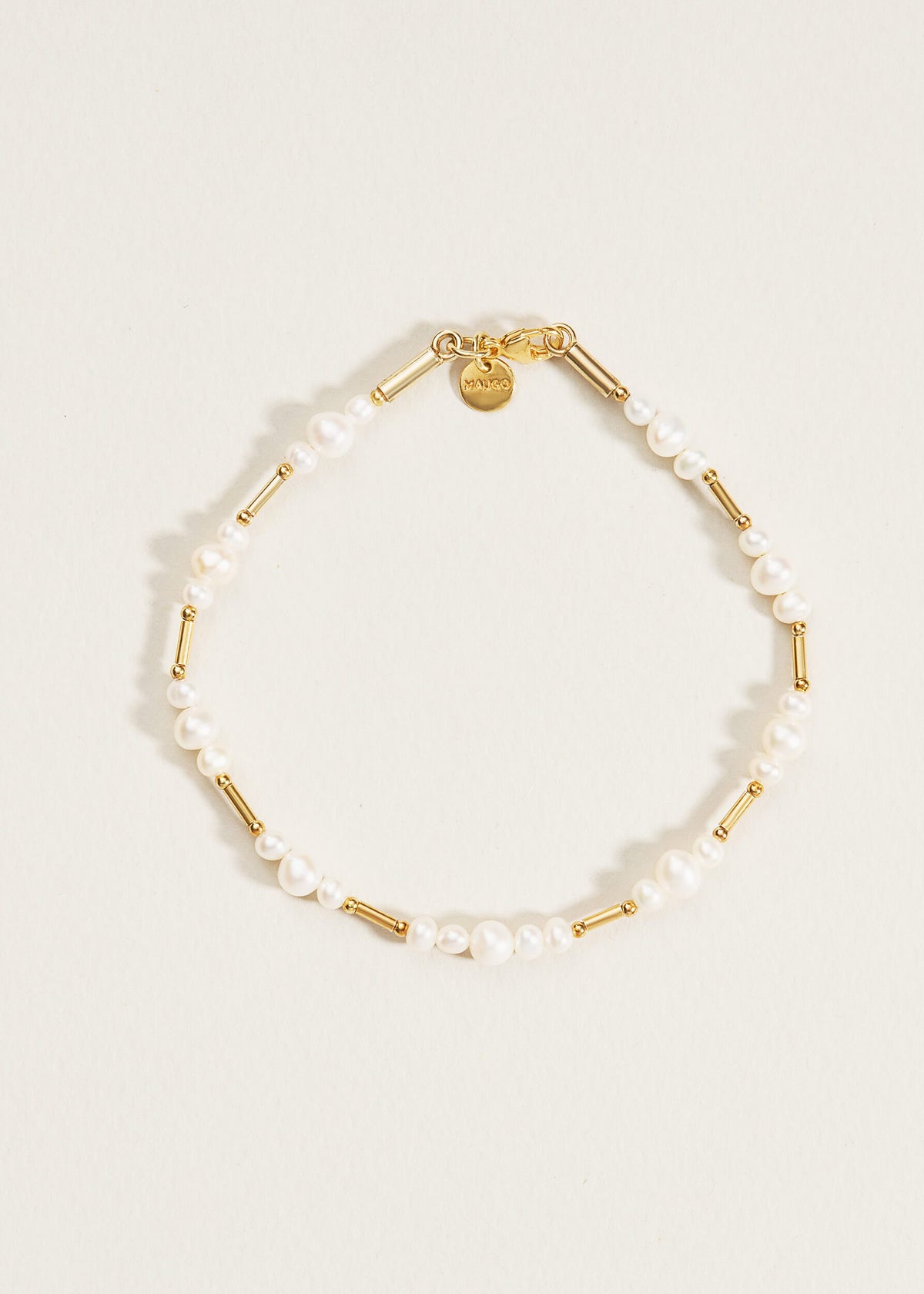 pearl bracelet