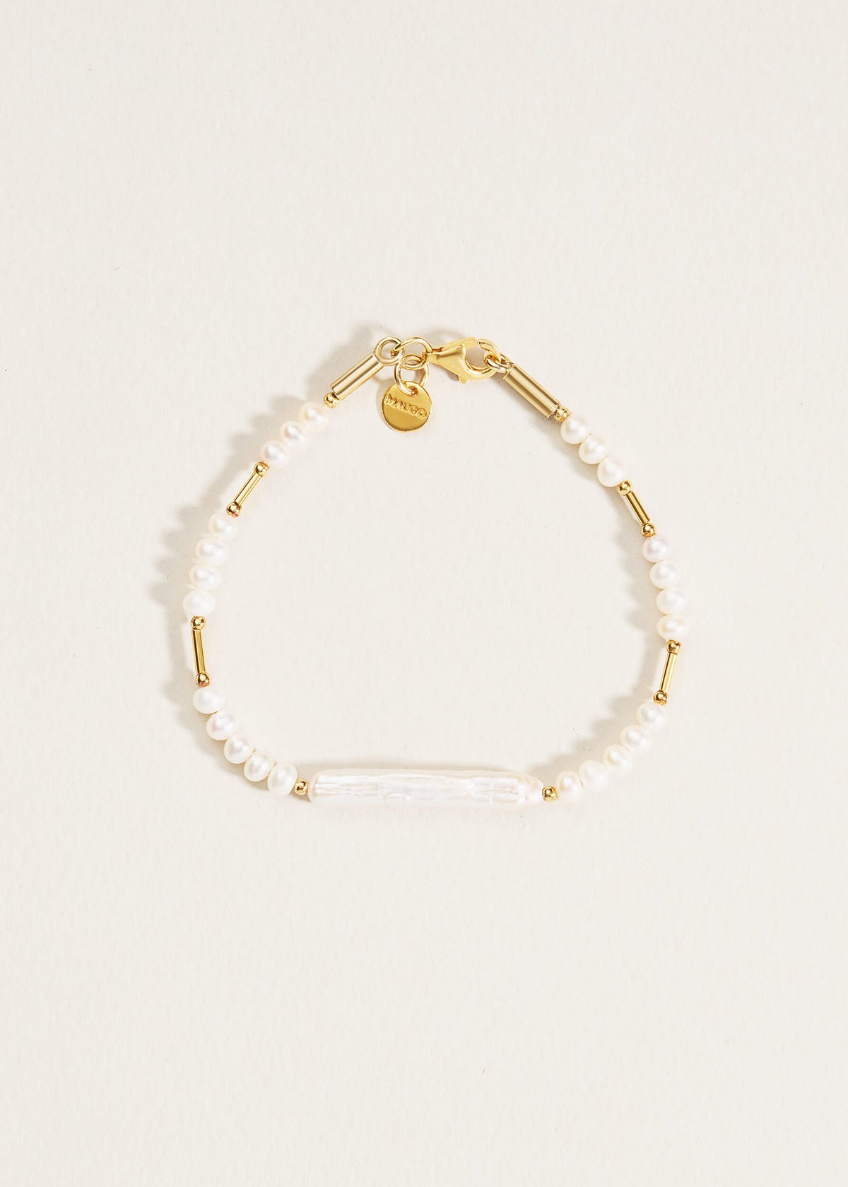 pearl bracelet